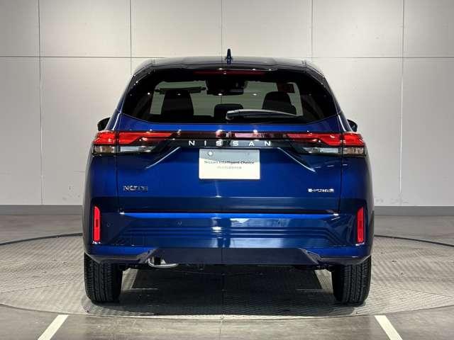 ノート １．２　Ｘ　当社試乗車　純正９インチメモリーナビ（7枚目）