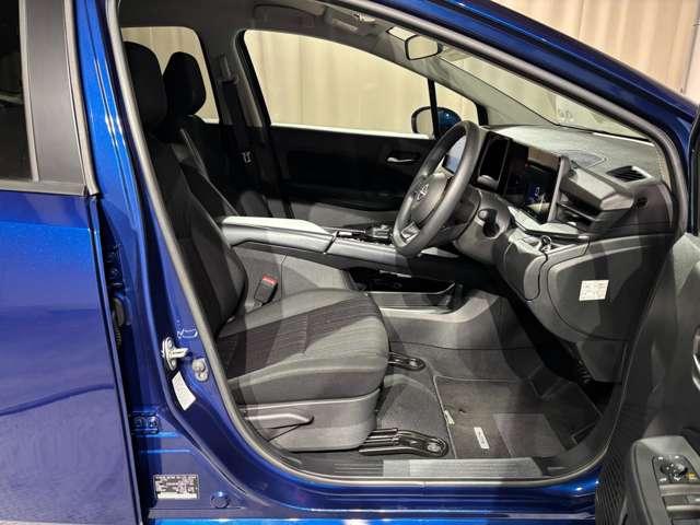 ノート １．２　Ｘ　当社試乗車　純正９インチメモリーナビ（8枚目）