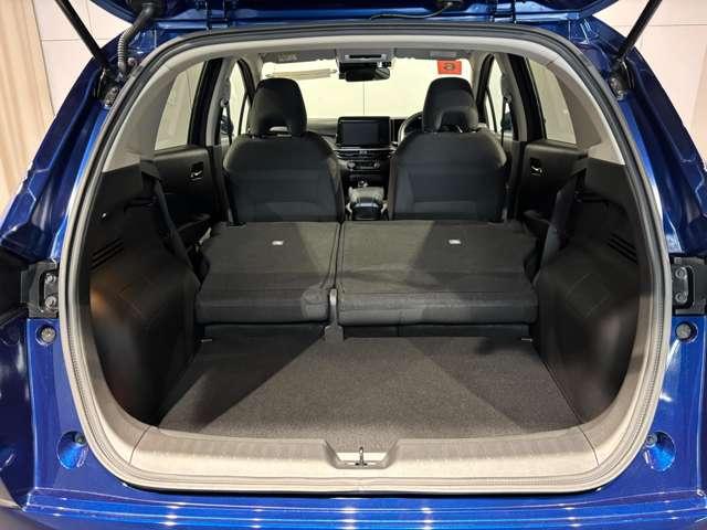 ノート １．２　Ｘ　当社試乗車　純正９インチメモリーナビ（11枚目）