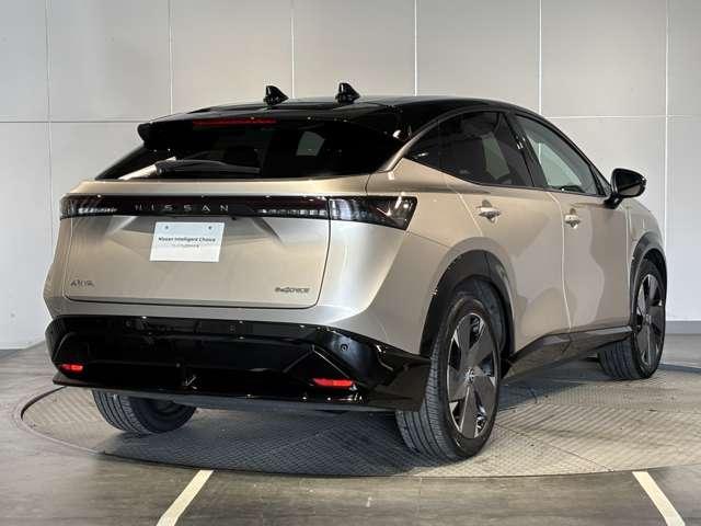 アリア B9 e-4ORCE リミテッド ☆ワンオーナー☆プロパイロット2.0☆パノラミックガラスルーフ☆アラウンドビューモニター☆LEDヘッドライト☆12.3インチEV専用NissanConnectナビゲーションシステム☆ETC2.0☆(2枚目)