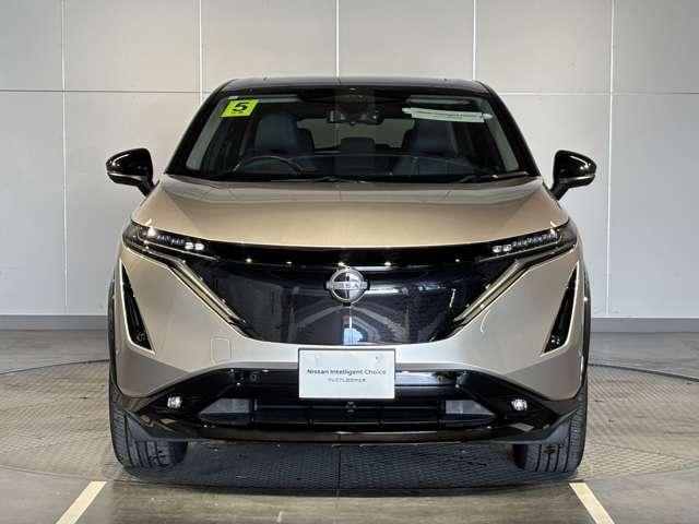 アリア B9 e-4ORCE リミテッド ☆ワンオーナー☆プロパイロット2.0☆パノラミックガラスルーフ☆アラウンドビューモニター☆LEDヘッドライト☆12.3インチEV専用NissanConnectナビゲーションシステム☆ETC2.0☆(6枚目)