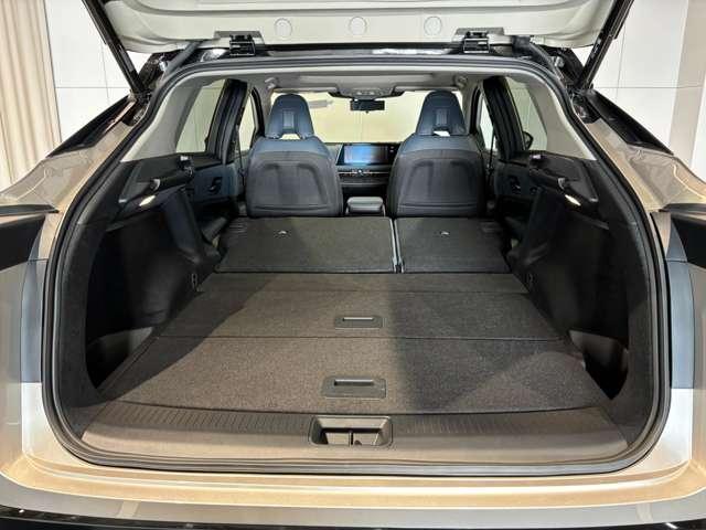 アリア B9 e-4ORCE リミテッド ☆ワンオーナー☆プロパイロット2.0☆パノラミックガラスルーフ☆アラウンドビューモニター☆LEDヘッドライト☆12.3インチEV専用NissanConnectナビゲーションシステム☆ETC2.0☆(9枚目)