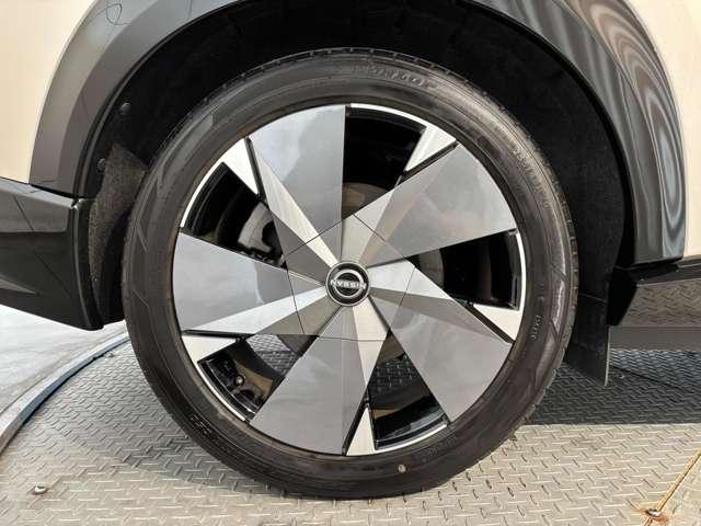 アリア B9 e-4ORCE リミテッド ☆ワンオーナー☆プロパイロット2.0☆パノラミックガラスルーフ☆アラウンドビューモニター☆LEDヘッドライト☆12.3インチEV専用NissanConnectナビゲーションシステム☆ETC2.0☆(17枚目)