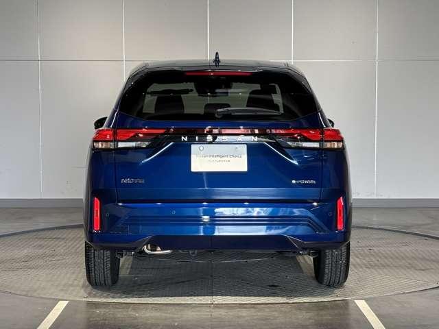 ノート １．２　Ｘ　当社試乗車　純正９インチメモリーナビ（7枚目）