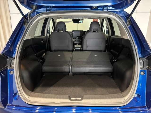 ノート １．２　Ｘ　当社試乗車　純正９インチメモリーナビ（9枚目）