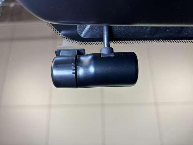 ノート １．２　Ｘ　当社試乗車　純正９インチメモリーナビ（13枚目）