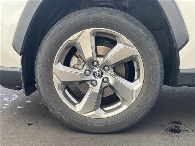 RAV4 ハイブリッドG 4WD 電動リアゲート ETC フルセグ バックカメラ シートヒーター ステアリングヒーター パワーシート ドラレコ セキュリティ スマートキー プッシュスタート 純正18インチAW(9枚目)
