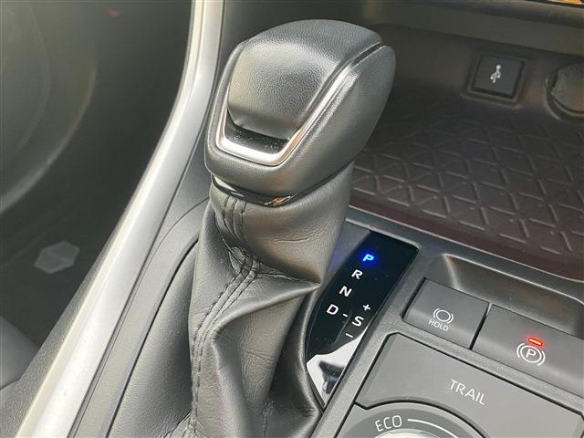 RAV4 ハイブリッドG 4WD 電動リアゲート ETC フルセグ バックカメラ シートヒーター ステアリングヒーター パワーシート ドラレコ セキュリティ スマートキー プッシュスタート 純正18インチAW(34枚目)