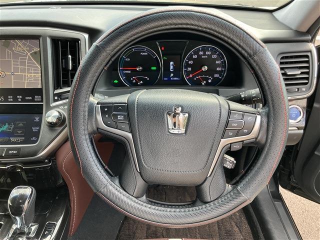 クラウンハイブリッド アスリートS ブラックスタイル 純正ナビ バックカメラ フルセグTV ドライブレコーダー シートヒーター D席N席側パワーシート ETC クルーズコントロール LEDヘッドライト 純正フロアマット ドアバイザー  コーナーセンサー(19枚目)