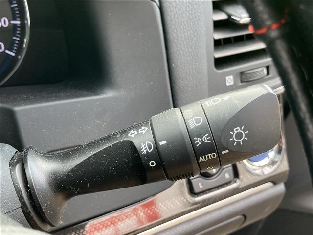 クラウンハイブリッド アスリートS ブラックスタイル 純正ナビ バックカメラ フルセグTV ドライブレコーダー シートヒーター D席N席側パワーシート ETC クルーズコントロール LEDヘッドライト 純正フロアマット ドアバイザー  コーナーセンサー(23枚目)