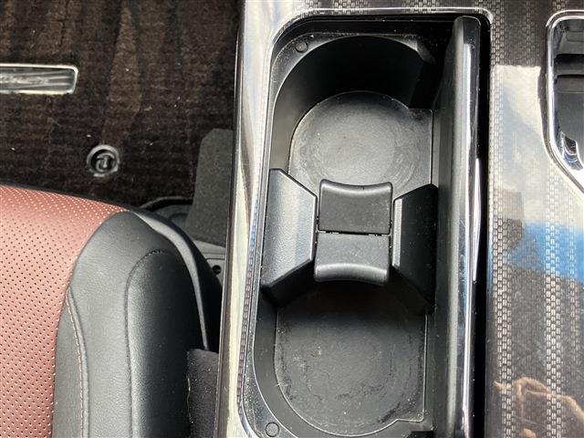 クラウンハイブリッド アスリートS ブラックスタイル 純正ナビ バックカメラ フルセグTV ドライブレコーダー シートヒーター D席N席側パワーシート ETC クルーズコントロール LEDヘッドライト 純正フロアマット ドアバイザー  コーナーセンサー(32枚目)