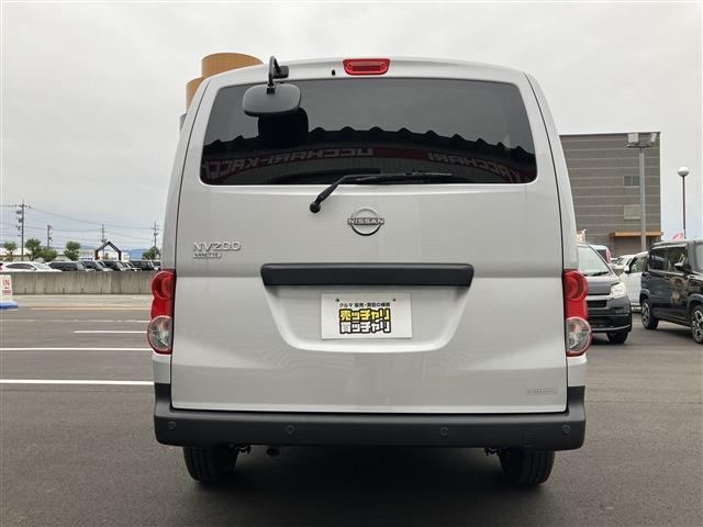 NISSAN NV200 VANETTE VAN DX