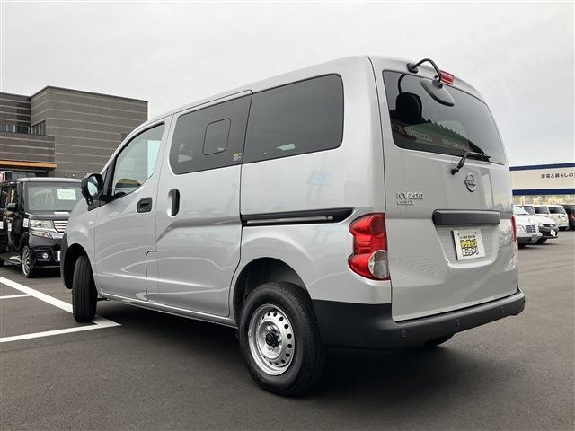 NISSAN NV200 VANETTE VAN DX