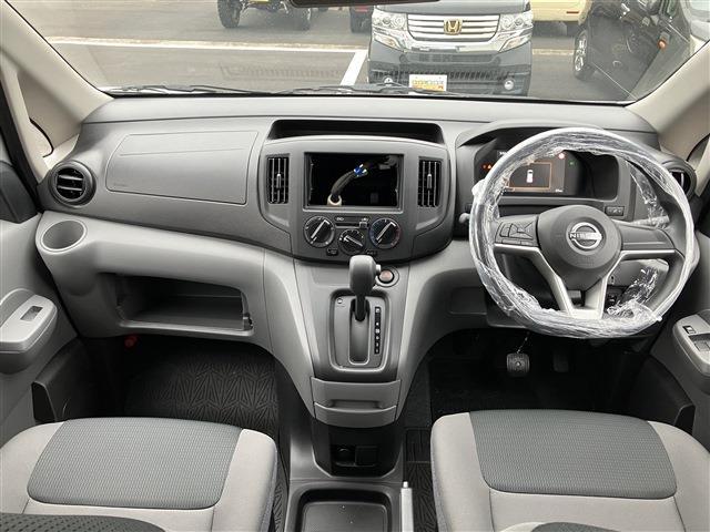 NISSAN NV200 VANETTE VAN DX