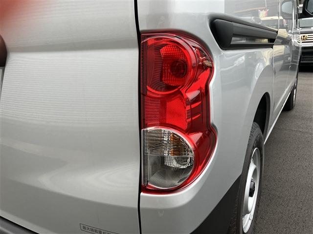 NISSAN NV200 VANETTE VAN DX