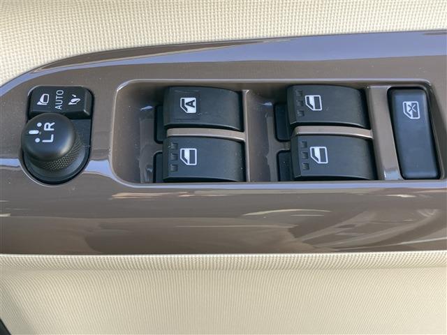 ムーヴキャンバス GホワイトアクセントVS SAIII 純正ナビ 全方位カメラ フルセグTV Bluetooth接続 両側パワースライドドア フロアマット アイドリングストップ ETC フォグランプ スマートキー プッシュスタート 衝突軽減ブレーキ(31枚目)