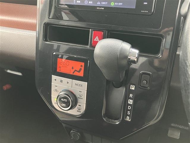 タンク G S ナビ フルセグ バックカメラ 両側パワースライドドア 純正14インチAW プッシュスタート スマートキー フロアマット Bluetooth オートエアコン ドアバイザー(32枚目)