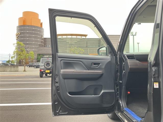 タンク G S ナビ フルセグ バックカメラ 両側パワースライドドア 純正14インチAW プッシュスタート スマートキー フロアマット Bluetooth オートエアコン ドアバイザー(49枚目)