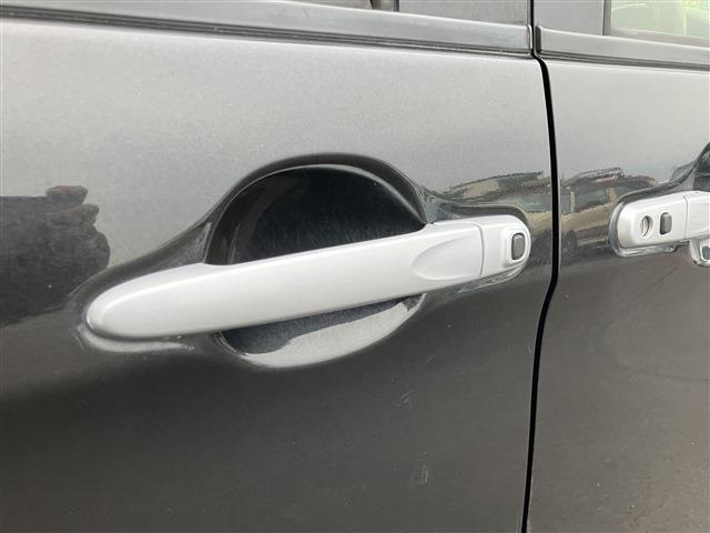 タンク G S ナビ フルセグ バックカメラ 両側パワースライドドア 純正14インチAW プッシュスタート スマートキー フロアマット Bluetooth オートエアコン ドアバイザー(57枚目)