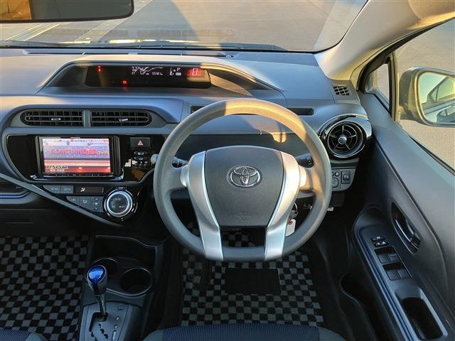 アクア S ナビ フルセグ バックカメラ ETC キーレス Bluetooth オートエアコン(46枚目)