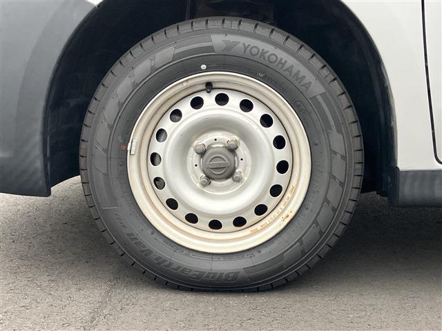 AD VE 4WD ナビ バックカメラ ETC フロアマット ドアバイザー(9枚目)