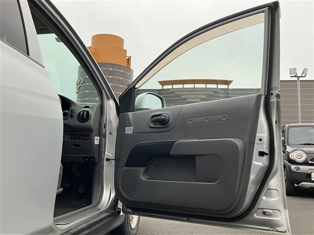 AD VE 4WD ナビ バックカメラ ETC フロアマット ドアバイザー(38枚目)