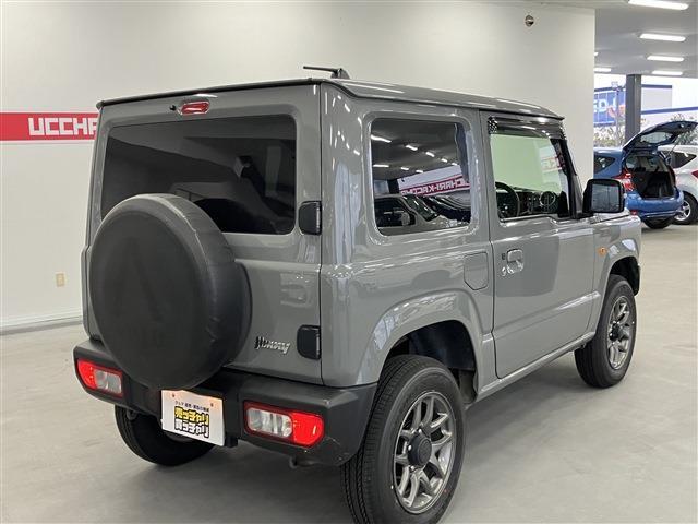 ジムニー ＸＣ　４ＷＤ　衝突軽減ブレーキ　レーンキープアシスト　ダウンヒルアシストコントロール　シートヒーター　純正アルミホイール　ウィンカーミラー　電動格納ミラー　ＬＥＤヘッドライト　フォグランプ　フロアマット（5枚目）