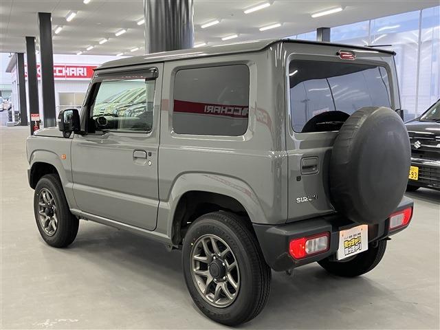 ジムニー ＸＣ　４ＷＤ　衝突軽減ブレーキ　レーンキープアシスト　ダウンヒルアシストコントロール　シートヒーター　純正アルミホイール　ウィンカーミラー　電動格納ミラー　ＬＥＤヘッドライト　フォグランプ　フロアマット（7枚目）