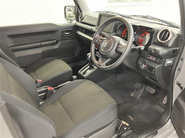 ジムニー ＸＣ　４ＷＤ　衝突軽減ブレーキ　レーンキープアシスト　ダウンヒルアシストコントロール　シートヒーター　純正アルミホイール　ウィンカーミラー　電動格納ミラー　ＬＥＤヘッドライト　フォグランプ　フロアマット（24枚目）