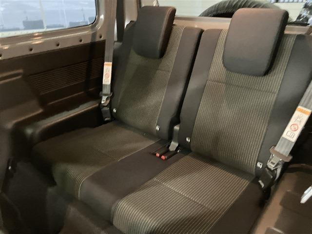 ジムニー ＸＣ　４ＷＤ　衝突軽減ブレーキ　レーンキープアシスト　ダウンヒルアシストコントロール　シートヒーター　純正アルミホイール　ウィンカーミラー　電動格納ミラー　ＬＥＤヘッドライト　フォグランプ　フロアマット（31枚目）