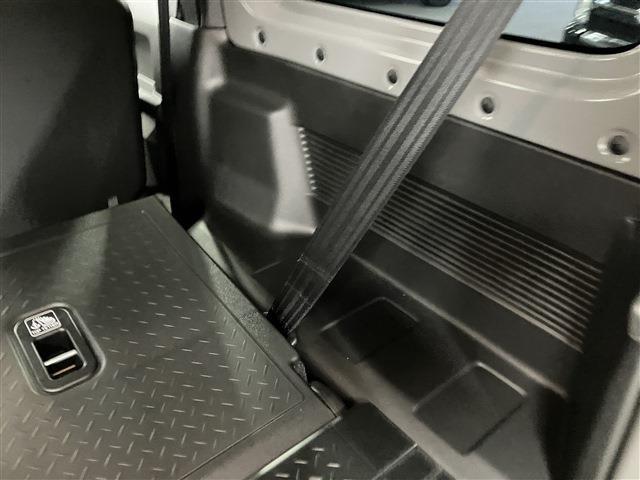 ジムニー ＸＣ　４ＷＤ　衝突軽減ブレーキ　レーンキープアシスト　ダウンヒルアシストコントロール　シートヒーター　純正アルミホイール　ウィンカーミラー　電動格納ミラー　ＬＥＤヘッドライト　フォグランプ　フロアマット（37枚目）