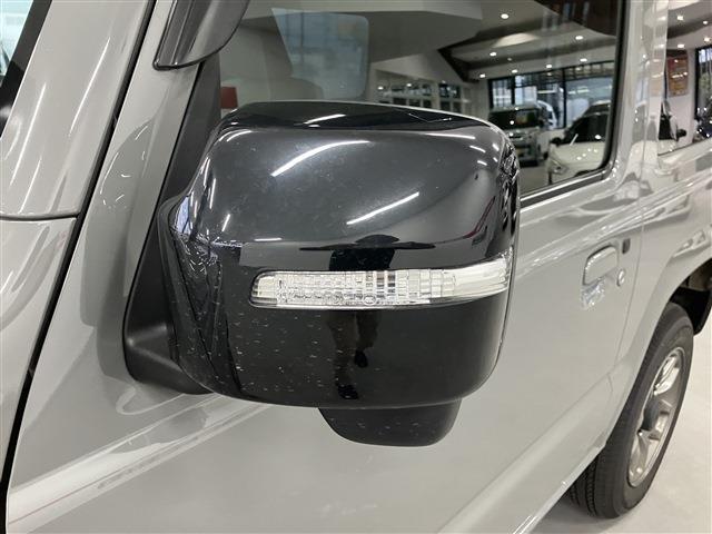 ジムニー ＸＣ　４ＷＤ　衝突軽減ブレーキ　レーンキープアシスト　ダウンヒルアシストコントロール　シートヒーター　純正アルミホイール　ウィンカーミラー　電動格納ミラー　ＬＥＤヘッドライト　フォグランプ　フロアマット（42枚目）