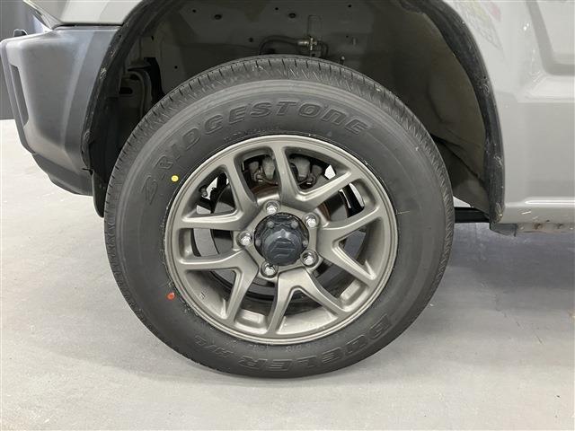 ジムニー ＸＣ　４ＷＤ　衝突軽減ブレーキ　レーンキープアシスト　ダウンヒルアシストコントロール　シートヒーター　純正アルミホイール　ウィンカーミラー　電動格納ミラー　ＬＥＤヘッドライト　フォグランプ　フロアマット（47枚目）