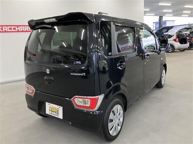 ワゴンＲ ＦＸ　５速ＭＴ　登録時走行距離４１８４ＫＭ　シートヒーター　衝突軽減ブレーキ　コーナーセンサー　レーンキープアシスト　スマートキー　プッシュスタート　電動格納ミラー　オートライト　ヘッドライトレベライザー（5枚目）