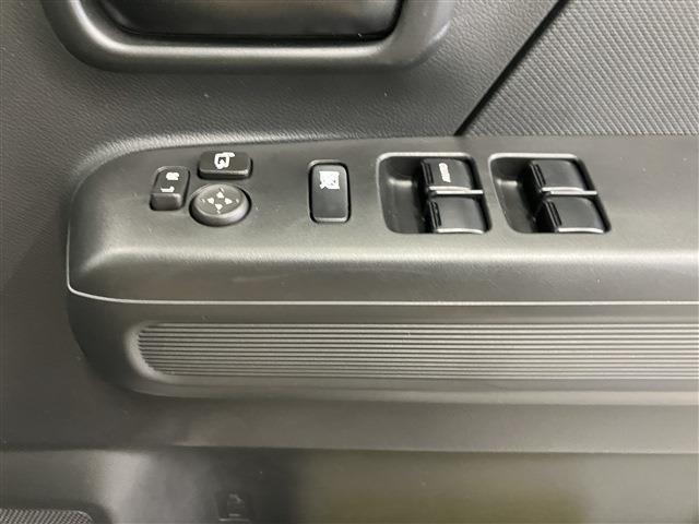 ワゴンＲ ＦＸ　５速ＭＴ　登録時走行距離４１８４ＫＭ　シートヒーター　衝突軽減ブレーキ　コーナーセンサー　レーンキープアシスト　スマートキー　プッシュスタート　電動格納ミラー　オートライト　ヘッドライトレベライザー（17枚目）