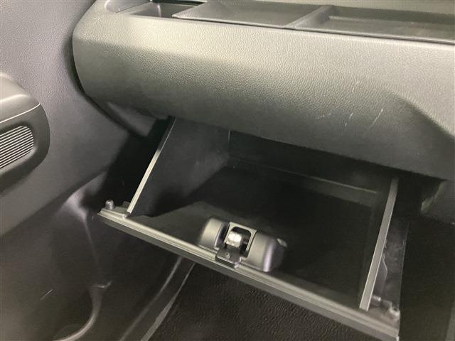 ワゴンＲ ＦＸ　５速ＭＴ　登録時走行距離４１８４ＫＭ　シートヒーター　衝突軽減ブレーキ　コーナーセンサー　レーンキープアシスト　スマートキー　プッシュスタート　電動格納ミラー　オートライト　ヘッドライトレベライザー（19枚目）