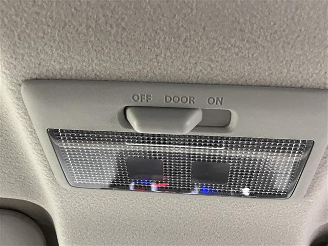 ワゴンＲ ＦＸ　５速ＭＴ　登録時走行距離４１８４ＫＭ　シートヒーター　衝突軽減ブレーキ　コーナーセンサー　レーンキープアシスト　スマートキー　プッシュスタート　電動格納ミラー　オートライト　ヘッドライトレベライザー（24枚目）