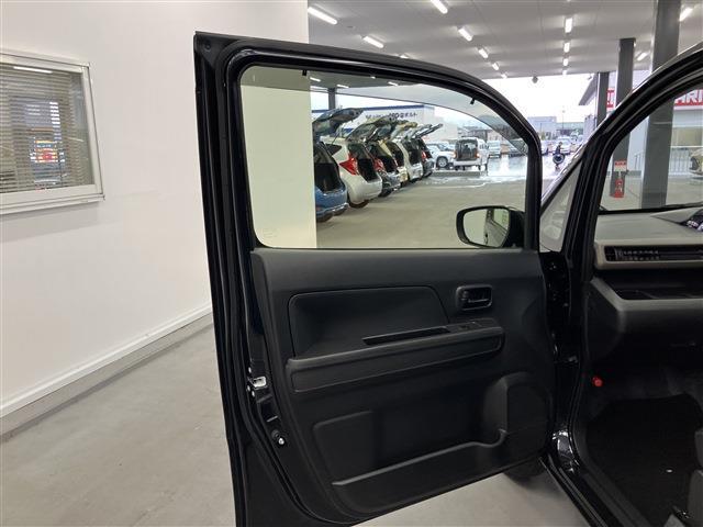 ワゴンＲ ＦＸ　５速ＭＴ　登録時走行距離４１８４ＫＭ　シートヒーター　衝突軽減ブレーキ　コーナーセンサー　レーンキープアシスト　スマートキー　プッシュスタート　電動格納ミラー　オートライト　ヘッドライトレベライザー（42枚目）