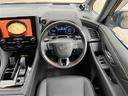 Ｚ　プレミア　４ＷＤ　左右独立ムーンルーフ　フリップダウンモニター　純正ナビ　ユニバーサルステップ　デジタルインナーミラー　アラウンドビューモニター　レザーシート　シートヒーター　パワーシート　純正アルミホイール（11枚目）