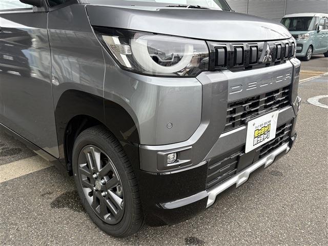 デリカミニ Ｔ　プレミアム　外ナビ　ハンズフリースライドドア　禁煙　全方位カメラ　　両側パワスラ　　ＥＴＣ　デジタルインナーミラー　ドラレコ前　マイパイロット　シートカバー　ＬＥＤライト　シートヒーター　ステアリングヒーター（7枚目）