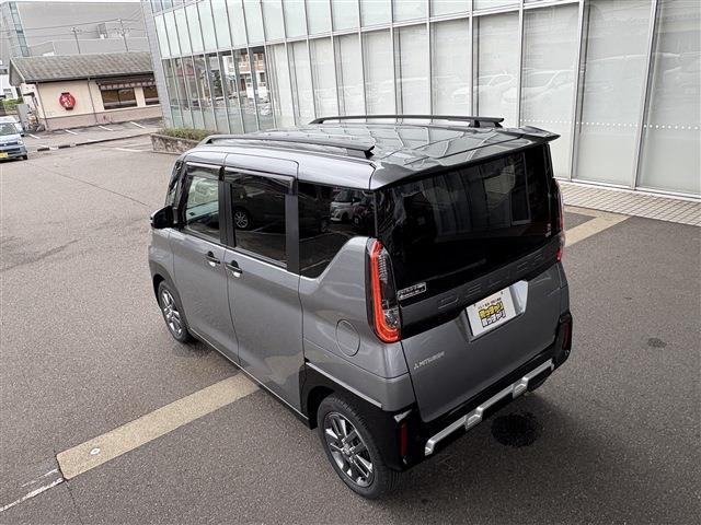 デリカミニ Ｔ　プレミアム　外ナビ　ハンズフリースライドドア　禁煙　全方位カメラ　　両側パワスラ　　ＥＴＣ　デジタルインナーミラー　ドラレコ前　マイパイロット　シートカバー　ＬＥＤライト　シートヒーター　ステアリングヒーター（48枚目）
