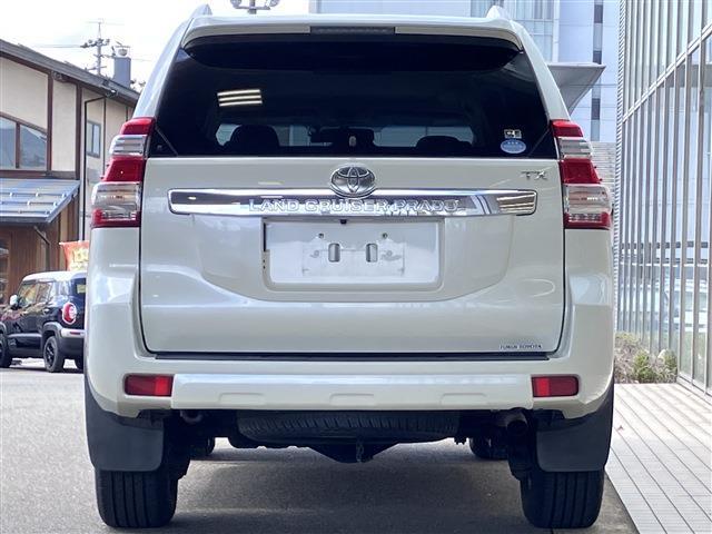 TOYOTA LAND CRUISER PRADO TX ARGENTO CROSS