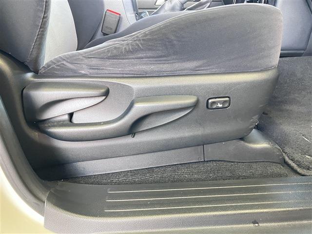 TOYOTA LAND CRUISER PRADO TX ARGENTO CROSS