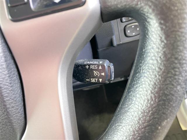 TOYOTA LAND CRUISER PRADO TX ARGENTO CROSS