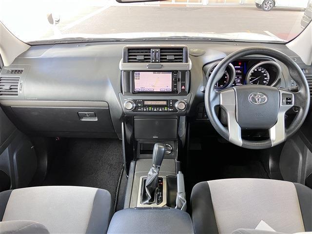 TOYOTA LAND CRUISER PRADO TX ARGENTO CROSS