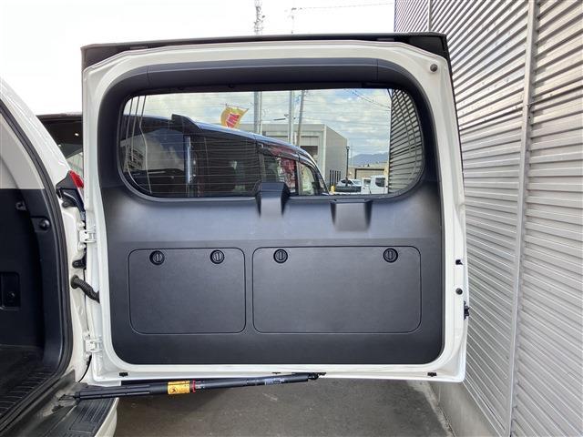 TOYOTA LAND CRUISER PRADO TX ARGENTO CROSS