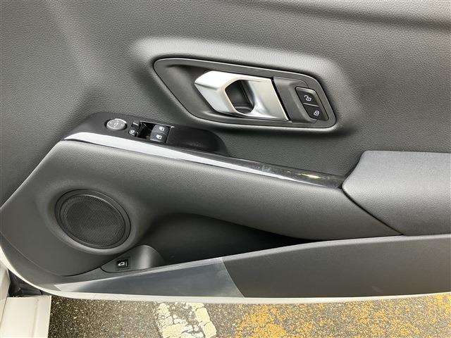 スープラ ＳＺ　★純正ナビ／フルセグ★バックカメラ★ＬＥＤヘッドライト★純正１７インチアルミホイール★スマートキー★ブラインドスポットモニター★レーダークルーズコントロール（21枚目）