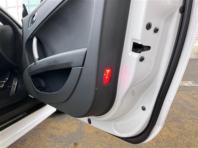 ＴＴ ＲＳプラスクーペ 　クワトロ（17枚目）