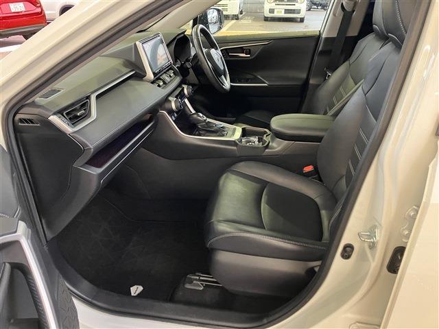 ＲＡＶ４ ハイブリッドＧ　４ＷＤ（9枚目）