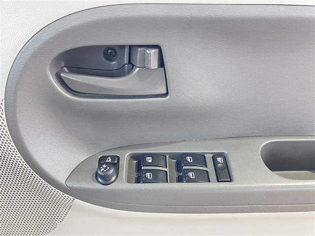 タント Ｌ　ＳＡＩＩＩ　４ＷＤ　両側スライドドア　アイドリングストップ　キーレス　フルセグＴＶ　ナビ　バックカメラ（28枚目）